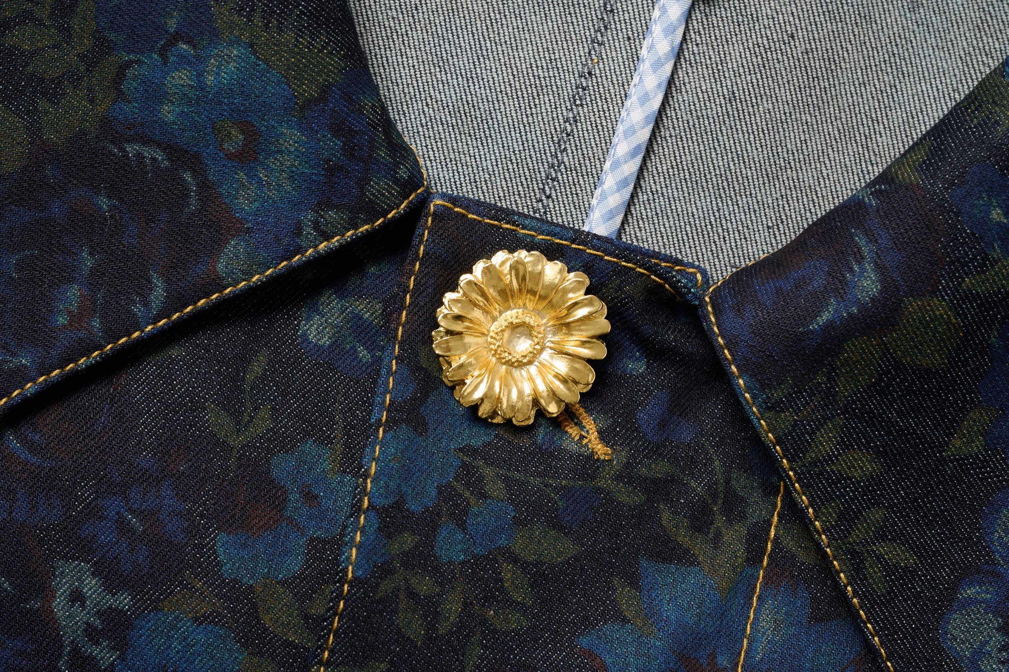 Load image into Gallery viewer, Fafa Raincoat (Blue Floral)