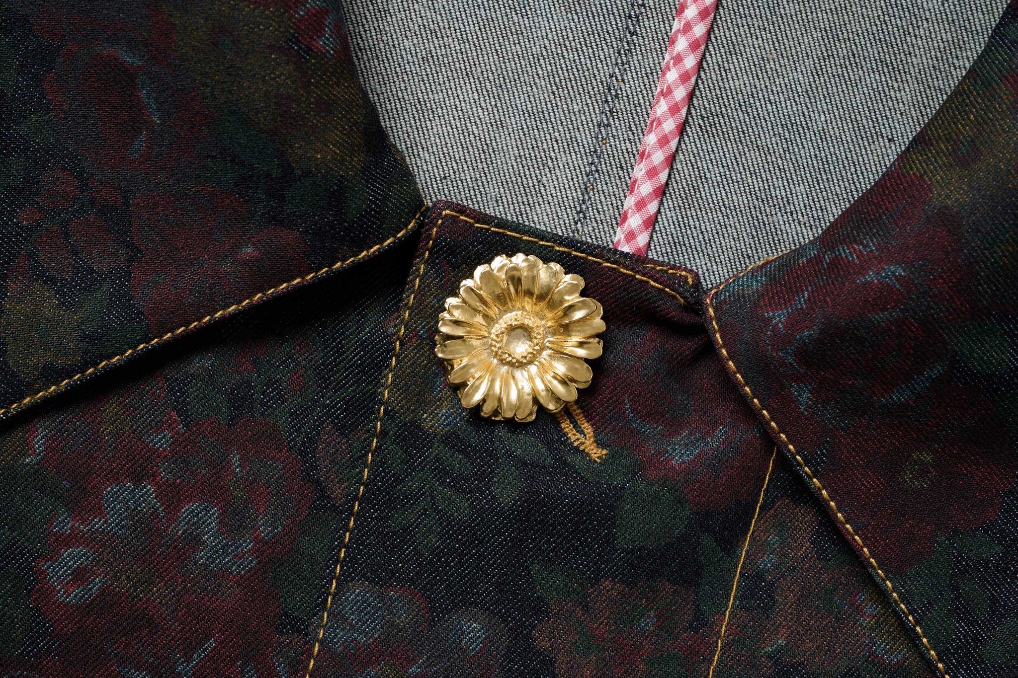 Load image into Gallery viewer, Fafa Raincoat (Red Floral)