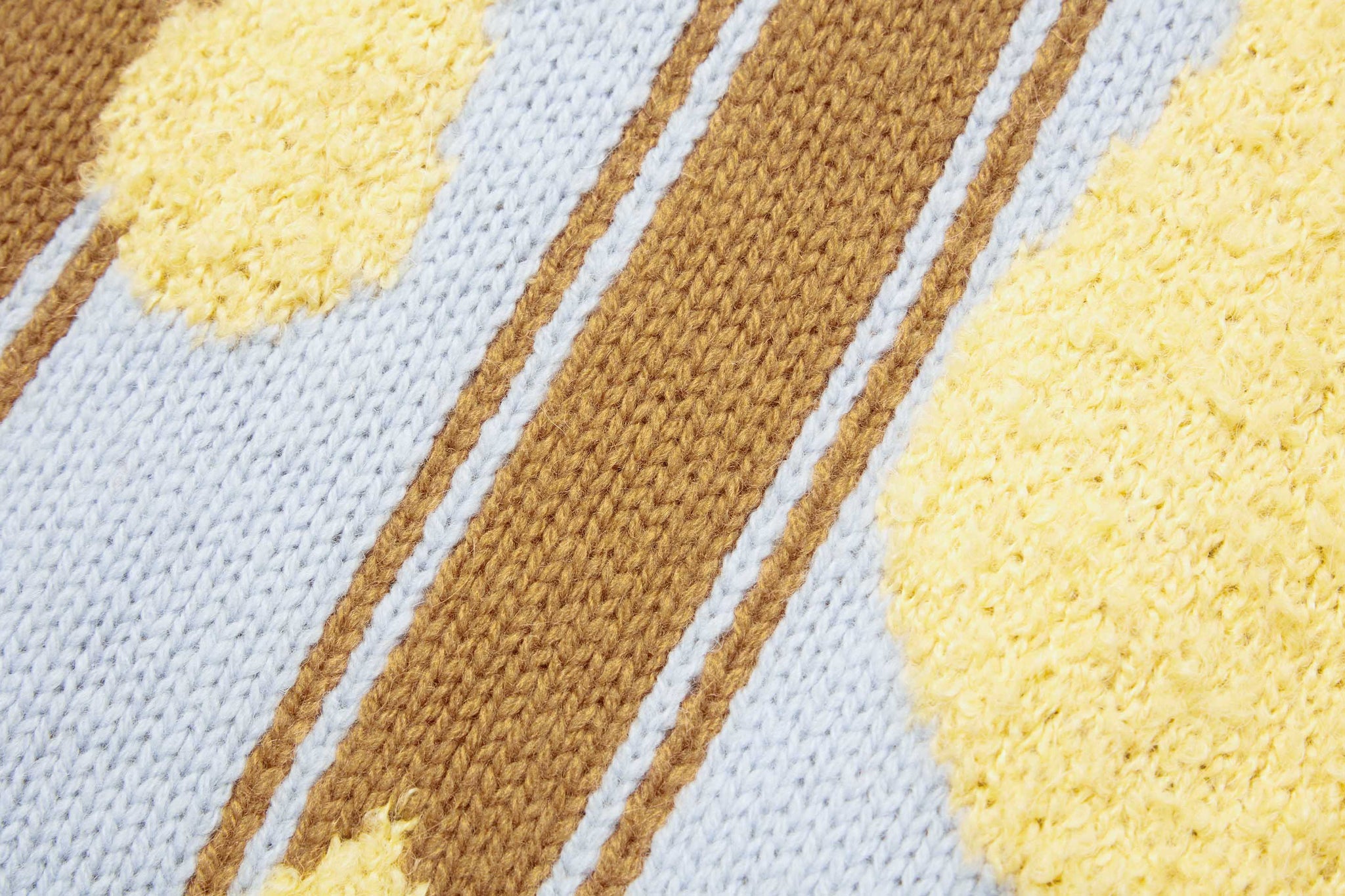 Load image into Gallery viewer, H2Ohhh~ (Ivory Chrysanthemum)