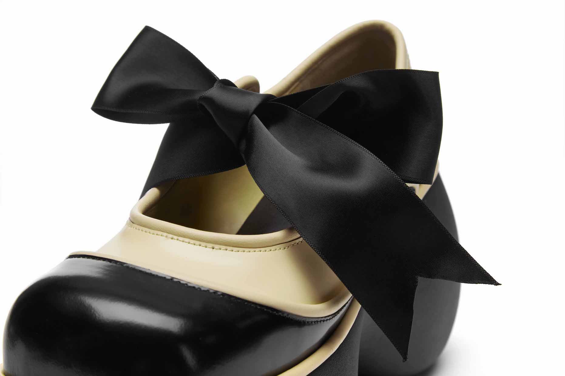 Load image into Gallery viewer, motoguo's Uwabaki (Cream)