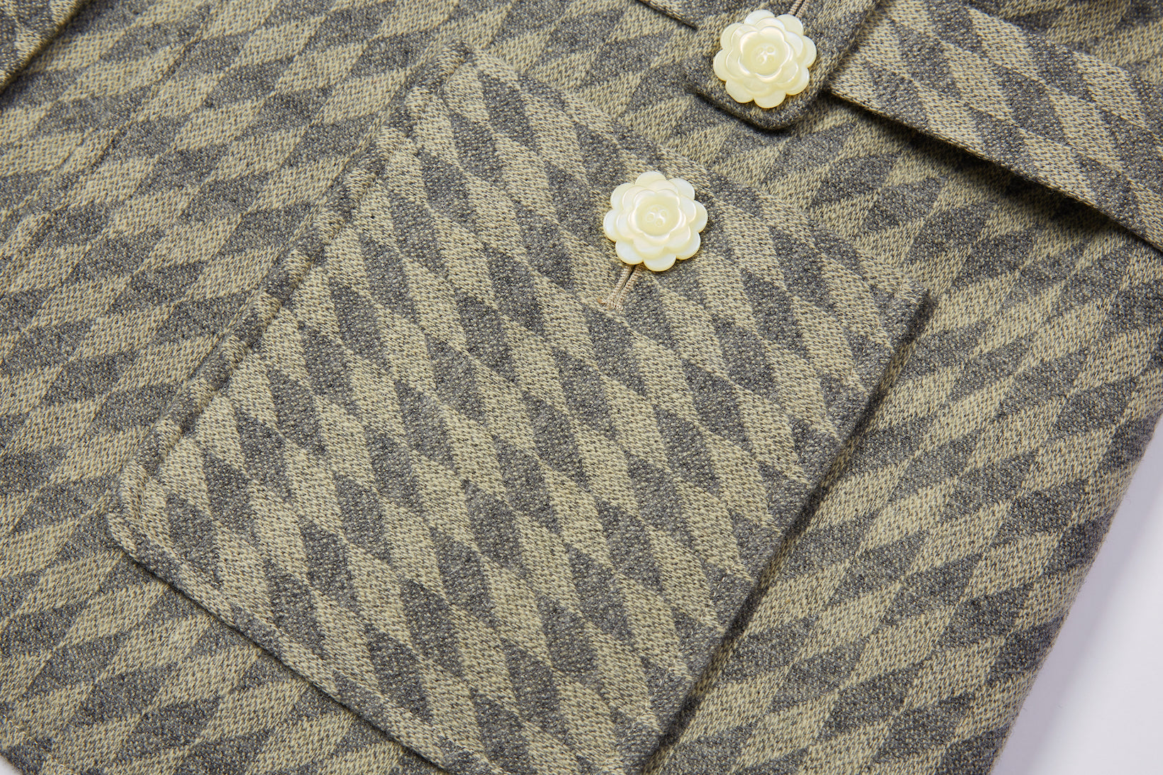 Load image into Gallery viewer, The Rhombus Coat 02 (Smoky Gray)