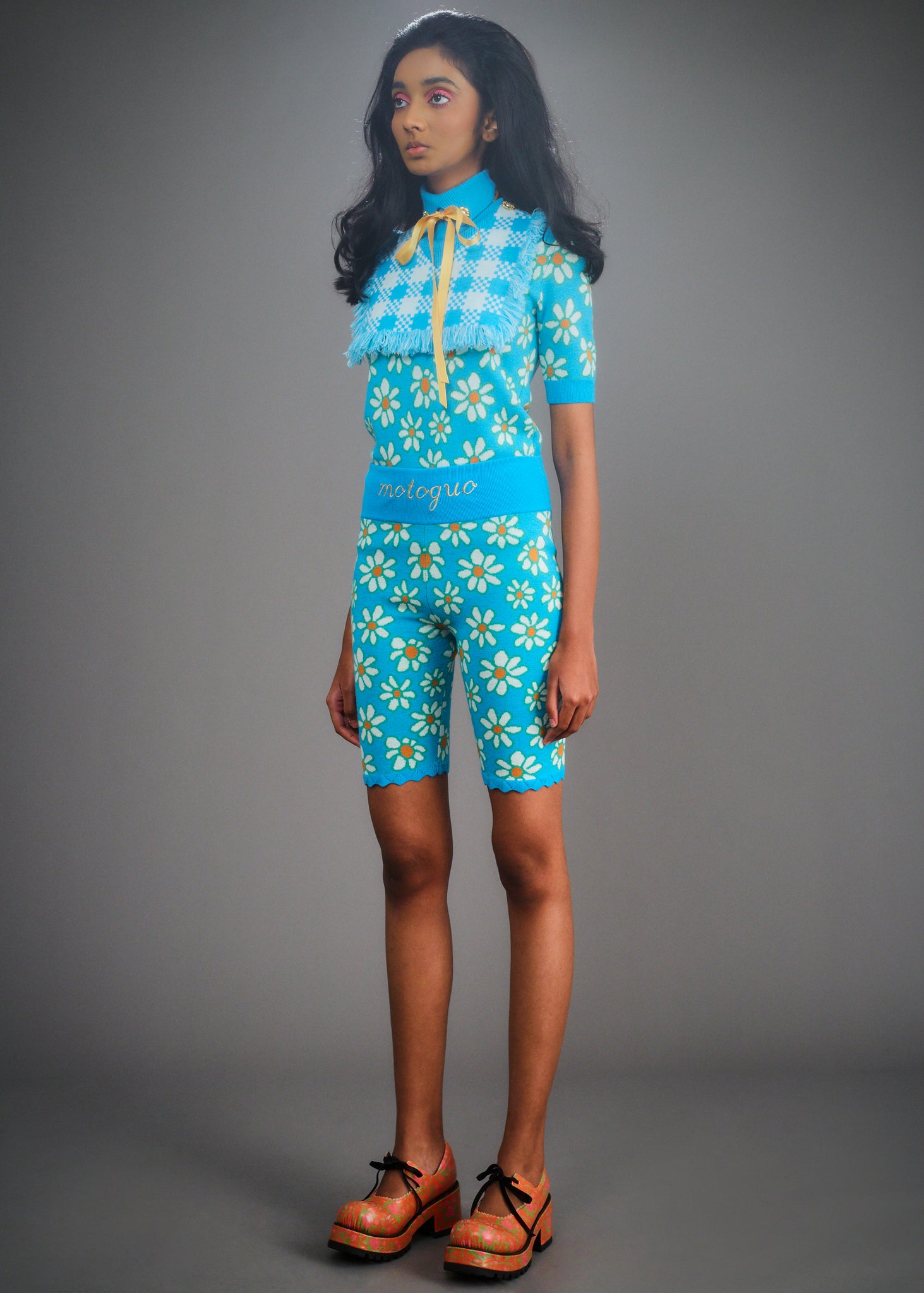 Load image into Gallery viewer, Daisy and Tiny Tim (Lake Blue)