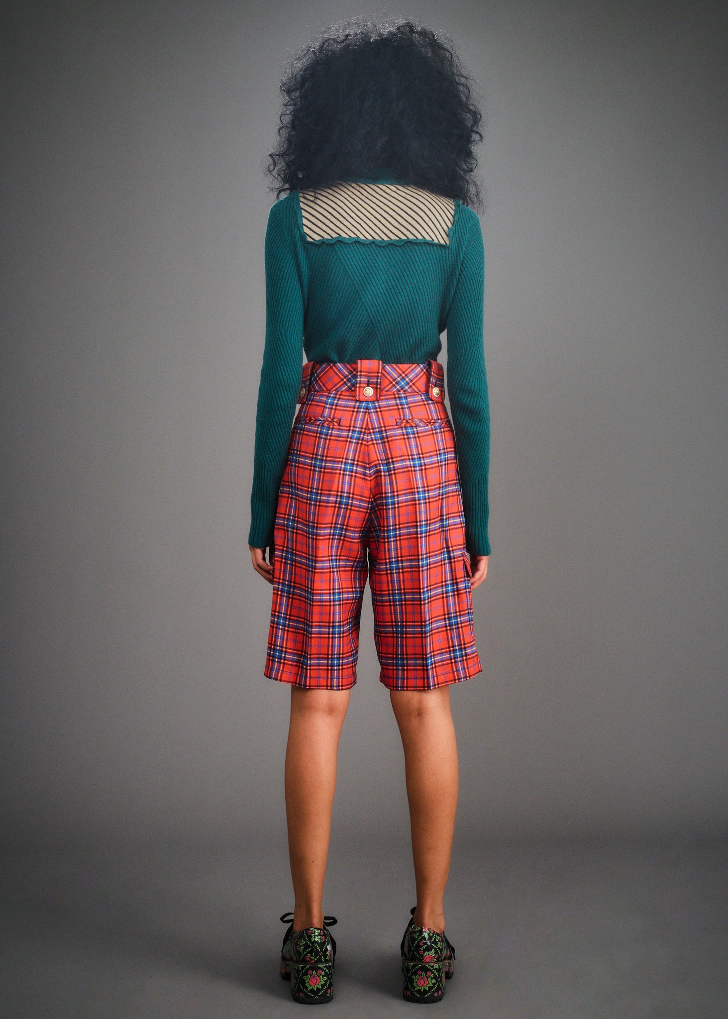 Load image into Gallery viewer, Daisy Knitted Cropped-Top (Pine Green)

